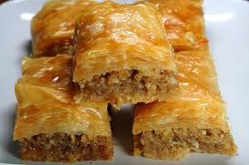 Bocaditos De Hojaldre Dulces Arabe Con Miel Y Nuez Baklava Recipe Baklava Food
