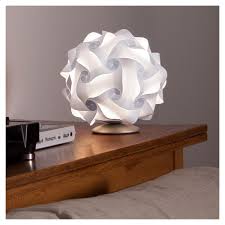 Chaque lampe de table proposée au catalogue est fortement documentée. Col Lampe De Table Chevet Design Lujan Sicilia