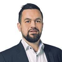 Alexander Rohr's Instagram, Twitter & Facebook