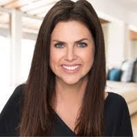 Leslie Adair's Instagram, Twitter & Facebook