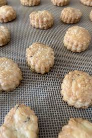 Sables Sales Au Thym Casserole Chocolat Sable Sale Cuisine Mediterraneenne Thym