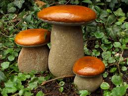 Garten Deco Pilze Aus Naturstein Garden Gifts Garden Stone