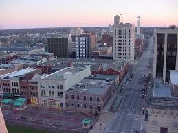 Downtown Springfield Illinois Looking South On 5th Street Just West Of The Old State Capitol Betwee Cheapest Places To Live Springfield Illinois Springfield
