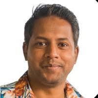 Jay Blom's Instagram, Twitter & Facebook