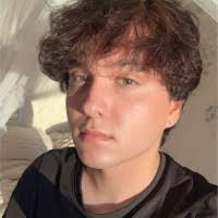 Chris Horth's Instagram, Twitter & Facebook