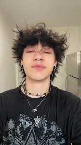 daniel ☆ (@barbedwirepixie)’s videos with original sound