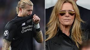 Easily mistaken as a male model with his good looks and perfect hair, karius is a 6ft 2 german brought in. What Jurgen Klopp S Wife Did When She Spotted Loris Karius Girlfriend Crying During Champions League Final Mirror Online