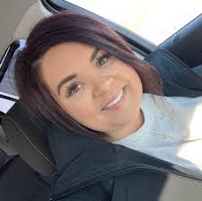 Carol Fishburn's Instagram, Twitter & Facebook