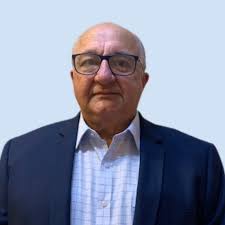 Louis Izzo's Instagram, Twitter & Facebook