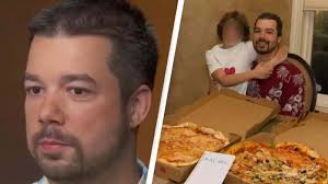 Man made most expensive pizza order in history after using $1,000,000,000  worth of Bitcoin to pay for two pizzas
