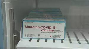 In a placebo group, 90 of. Moderna Says Vaccine Booster Effective Against 2 Variants 9news Com