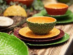 Produktion av efterfrågad keramik pågick under många år i staden och den världsberömda skulptören rafael bordalo pinheiro hade sin produktion här. Camara Das Caldas Da Rainha Compra Ceramica De Autores Locais Para Combater Crise Do Setor Regiao De Leiria