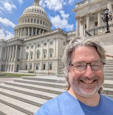 What metal detector is recommended for scanning wood for nails?