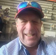 Has anybody gotten thru to a customer support PERSON ! I purchased a  battery and now it nearly holds a charge and I can't get a hold of anybody  at quiet all