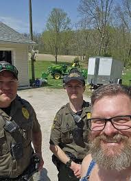 Ray Brauer's Instagram, Twitter & Facebook