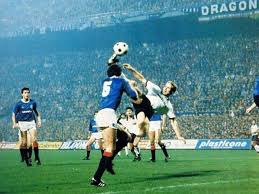 The other foreign was liam brady, former juventus player. Kalle Rummenigge Compie 65 Anni Il Calciatore Quasi Perfetto Che Con L Inter Non Vinse Nulla Corriere It