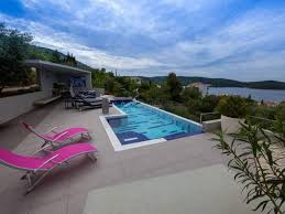Navštivte chorvatsko a užívejte si dovolenou v top ubytováni přímo u. Luxusna Vila S Bazenom VyhÄ¾ad Na More Vis Dalmacia Chorvatsko Vis Ostrov Vis Chorvatsko Price Last Minute Specialne Ponuky Ubytovanie