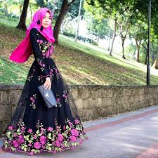 Selain model baju muslim batik seragam keluarga modern terbaru yang sudah saya jelaskan di atas. Design Desain Baju Muslim Terbaru Untuk Remaja Putri 2016 Pakaian Wanita Mode Wanita Baju Muslim