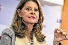 Find the perfect martha lucia ramirez stock photos and editorial news pictures from getty images. A Los Pobres Les Sorprendio La Pandemia Por No Ahorrar Marta Lucia Ramirez