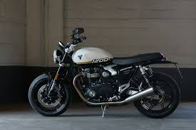 First Look: The 2025 Triumph Speed Twin 1200 and Speed Twin 1200 RS | Bike  EXIF