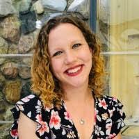 Janet Dahl's Instagram, Twitter & Facebook