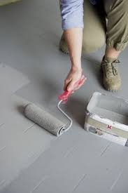 repeindre le carrelage au sol d une cuisine tuto en images peinture carrelage repeindre carrelage peindre carrelage sol