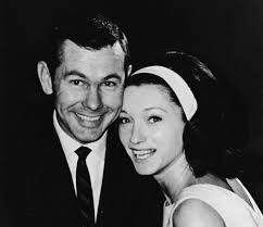 Joanne Carson's Instagram, Twitter & Facebook