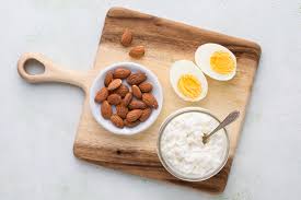 But there are certain populations that may need more or less to manage a medical condition or facilitate growth. Protein Requirements For People Over 70