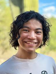 Round of applause: Former SUSD students star, guide kids in theater show