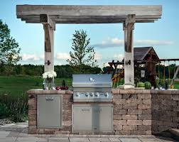 When it comes to outdoor cooking, there are many ways to do it. Built In Grill Design Ideas Inspiration From Belgard