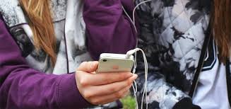 Por ello, muchos usuarios sienten el deseo de bajar música en iphone y ipad para estar conectados musicalmente, en cada momento. Descarga Musica Gratis En Iphone Con Estas Aplicaciones