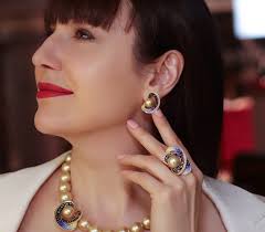 Anna Hu Necklace Inspired by Monet