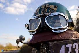 preparing for the sunbeam club london to brighton pioneer run halcyon goggles and a genuine cromwell helmet complete with tt race sticker ゴーグル