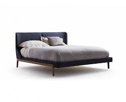 If you're looking for a simple and sturdy bed frame adding a modern elegant appearance, this metal bed is bound to be the best solution. Italian Designer Modern Beds Molteni C