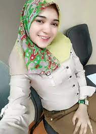 #cewekcantik #cewekviral cewek ini buat live saat mandi. Pin On Muslimah Cantik