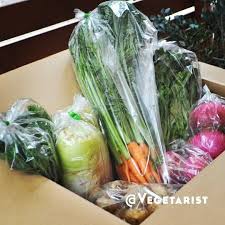 vegetarist さんから無農薬野菜が届きました注文してから翌日に収穫してすぐに発送してくれるので鮮度抜群です どれもとても美味しいです葉物も色が濃くてシャキッとしていて甘みを感じます 生産者の見える安心安全でみずみずしい新鮮こだわり野菜を求める方におすすめ