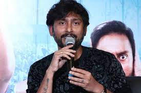 நடிகர் ஆர்.ஜே. பாலாஜியின் மனைவி, குழந்தைகளை பார்த்துள்ளீர்களா..