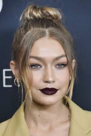 Blondes really do have more fun. Gigi Hadid S Hairstyles Hair Colors Steal Her Style