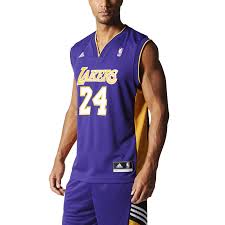 Rüste dich mit dem trikot deines lieblingsspielers aus oder fühle dich als teil des teams mit einem. Trikot Replik Adidas Nba Los Angeles Lakers Kobe Bryant 24 Sportartikel Sportega
