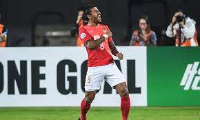 Barca's paulinho vows to quiet critics with play. Paulinho Offers Himself To Barca Money Would Not Be A Problem