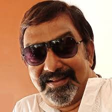 Happiest Bday to "The Lil Man" in ma Life😘 Sharing one of my favourite  videos of you nikkutta🤍 You were just 8 months in that and now 8 years, my  goodness u r a