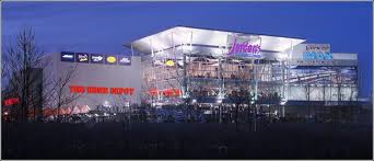 Jordan S Furniture Imax Theater In Reading Imax Mall Stores Natick