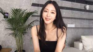 Han yeseul (한예슬) birth name: Hancinema S News Han Ye Seul Claims Not To Have Boyfriend In One Year Anniversary Youtube Video Hancinema