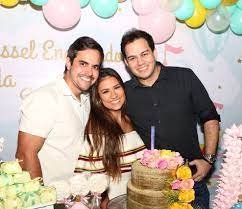 Check spelling or type a new query. Clovis Pinho E Simone Da Dupla Com Simaria Cantam Juntos Em Aniversario De Pastores Famosos
