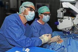 Lca Erste Zugelassene Gentherapie In Der Augenheilkunde An Der Lmu Augenklinik Durchgefuhrt Biermann Medizin