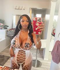 Lia Lovely on X: Porn Star ⭐️ t.coBxX2N9QFpL  X