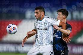 O grêmio viajou para o paraguai, onde irá enfrentar o independiente del valle pela terceira fase da libertadores, às 19h15 (de brasília). Koxmybuzuiouxm