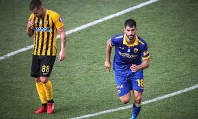 Aek athens awarded a free kick in their own half. Sifounas Aek 4 1 On Mars At Vikelidis Athens 9 84