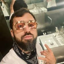 ❇️ Officially emerging from the quar...