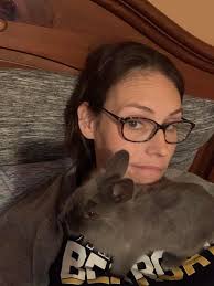 Does bunny's color pattern change every year?? I only had her one year in  February, and since then, her color pattern has changed three times. Lol